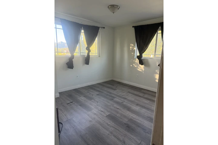 $700 : Rento cuarto a una persona image 1