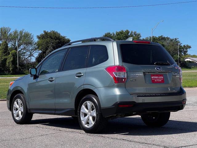 $10490 : 2016 Forester 2.5i Premium image 6