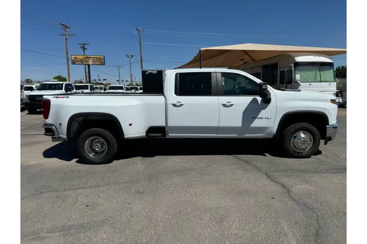 $49995 : 2023 Silverado 3500HD LT image 7