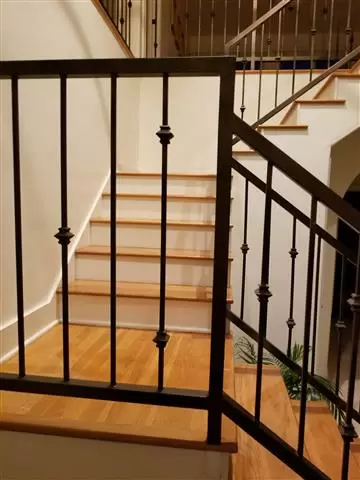 HARDWOOD FLOORS image 5