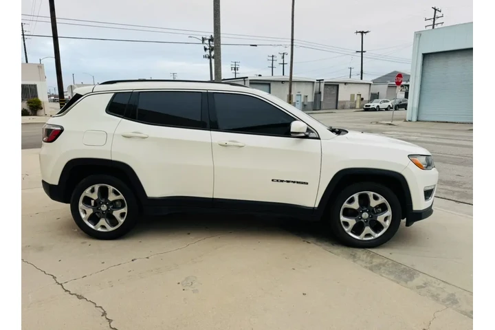 $12500 : 2021 Jeep Compass Limited image 2