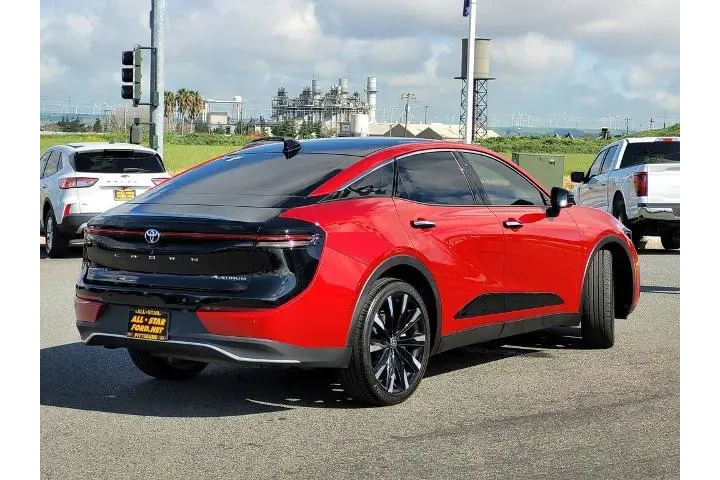 $37900 : Toyota Crown 2023 AWD Platin image 4