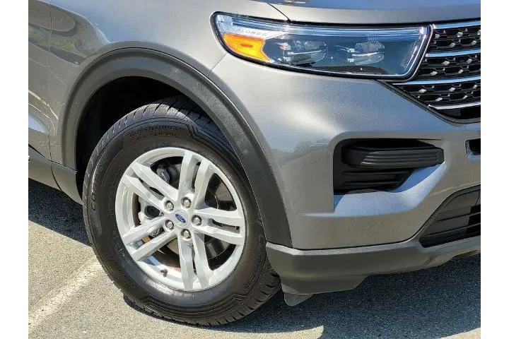 $27800 : Ford Explorer 2023 XLT 4dr S image 9