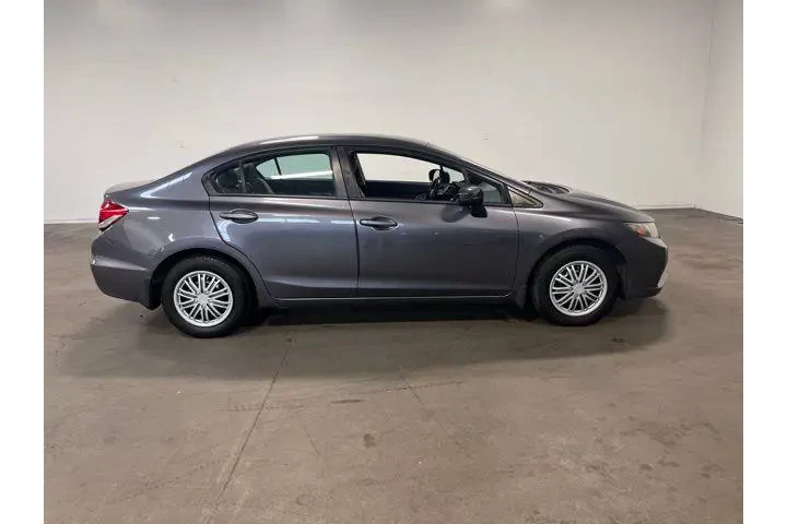$10617 : Honda Civic 2015 LX 4dr Seda image 2