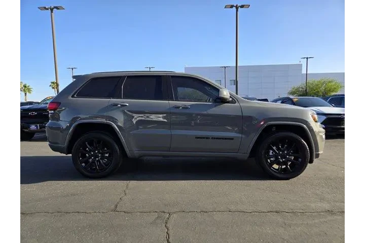 $29991 : Jeep Grand Cherokee 2021 4x4 image 7