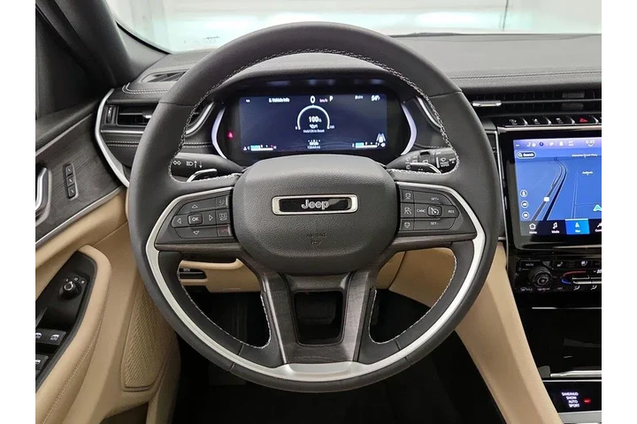 $38998 : Jeep Grand Cherokee 2023 4x4 image 10