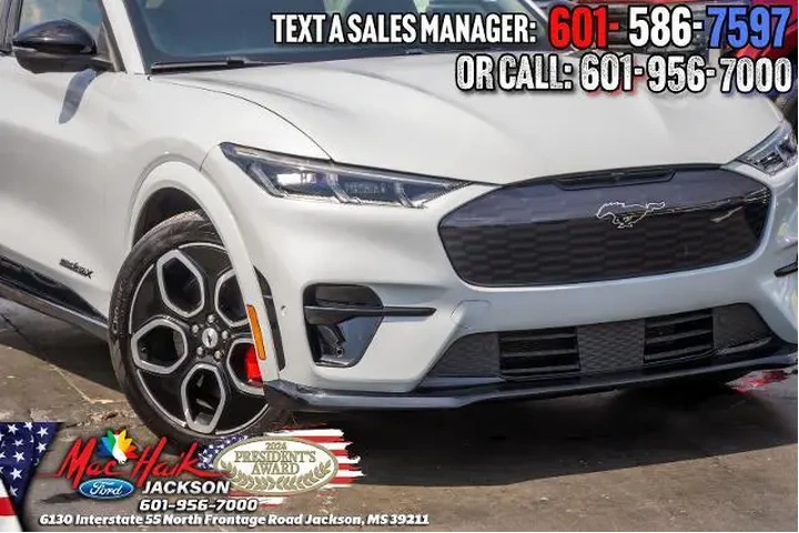 $36995 : Ford Mustang Mach-E 2023 AWD image 3