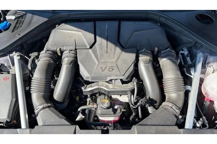 $60 : Genesis GV70 2026 AWD 3.5T S image 8