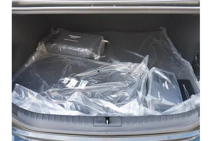 $35997 : Genesis G70 2025 2.5T Standa image 6