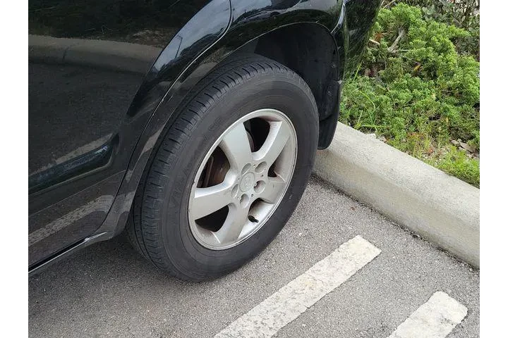 $2990 : Hyundai TUCSON 2005 GL 4dr S image 4