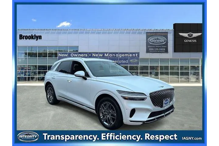 $38888 : Genesis GV70 2023 AWD 2.5T S image 1