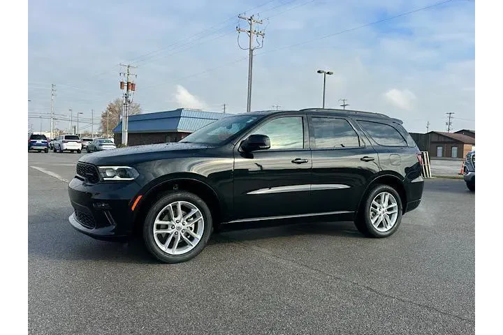$28101 : Dodge Durango 2023 AWD GT Pl image 2