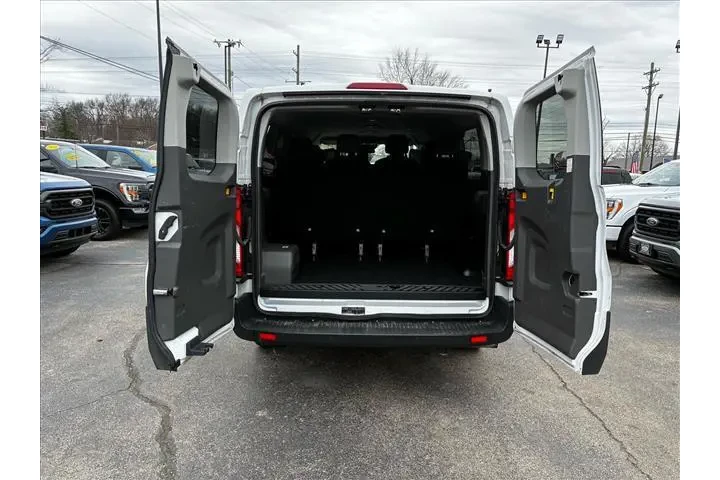 $37988 : Ford Transit 2023 350 XL 3dr image 8