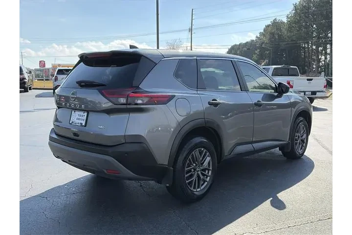 $20374 : Nissan Rogue 2023 AWD S 4dr image 6