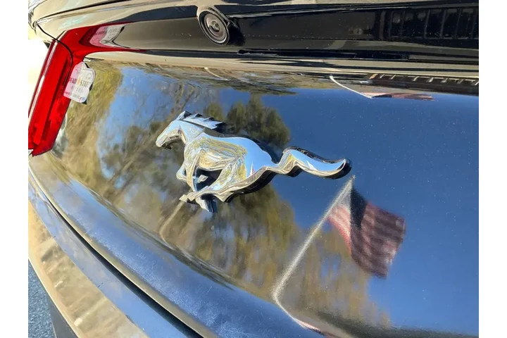 $11985 : Ford Mustang 2015 EcoBoost P image 8