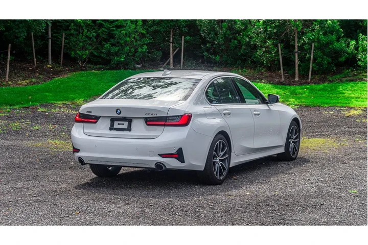 $19995 : BMW 3 Series 2021 AWD 330i x image 8
