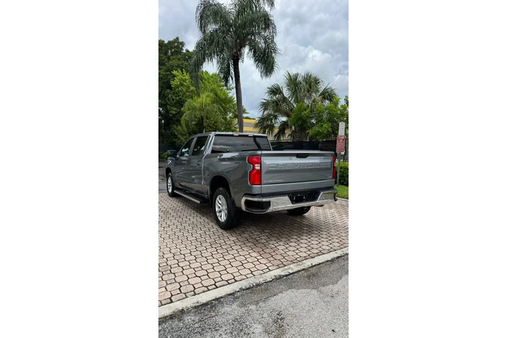 $27500 : *Chevrolet Silverado LT 4X4* image 6