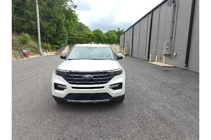 $29990 : Ford Explorer 2023 XLT 4dr S image 7