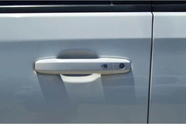 $29995 : Used 2019 Silverado 1500 2WD image 9