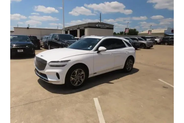 $30911 : Genesis GV70 2023 AWD 2.5T S image 2