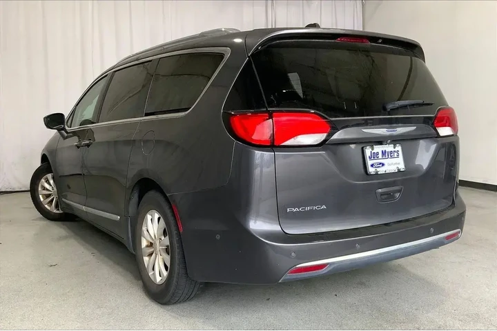 $10891 : Chrysler Pacifica 2018 Touri image 5