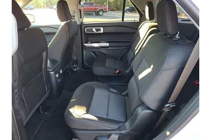 $28749 : Ford Explorer 2022 AWD XLT 4 image 10