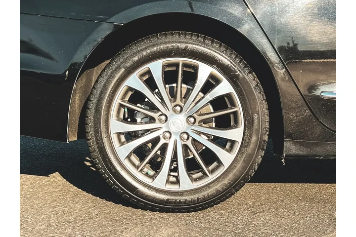 $16922 : Buick LaCrosse 2017 Essence image 3