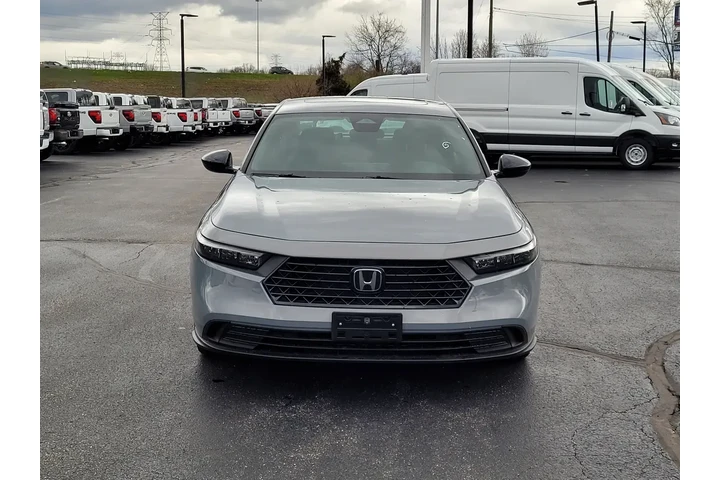 $29094 : Honda Accord Hybrid 2023 Spo image 9