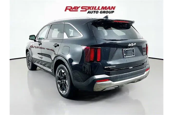 $31975 : Kia Sorento 2024 AWD S 4dr S image 5