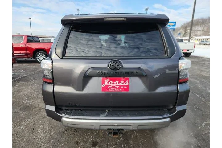 $35987 : Toyota 4Runner 2022 4x4 TRD image 4