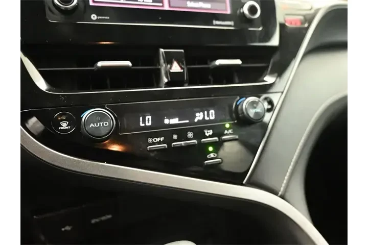 $23399 : Toyota Camry 2024 SE 4dr Sed image 10