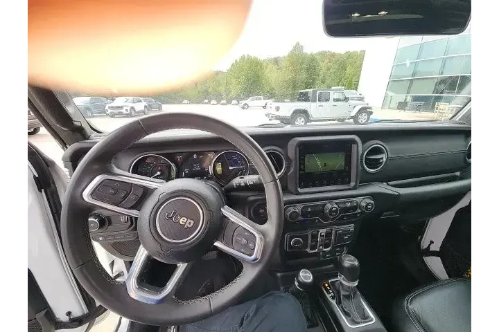 $29486 : Jeep Wrangler 2023 4x4 High image 7