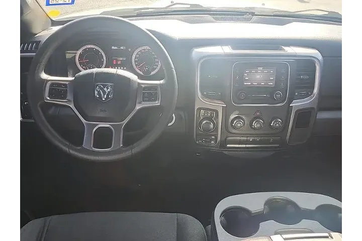 $24998 : Ram 1500 Classic 2021 4x4 SL image 6