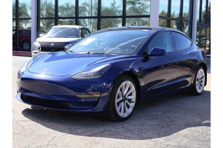 $21590 : Tesla Model 3 2023 4dr Sedan image 8