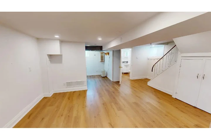 $1100 : Escuela secundaria Hawthorne image 6