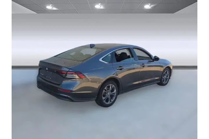 $21499 : Honda Accord 2023 EX 4dr Sed image 9