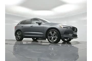 $17893 : Volvo XC60 2020 AWD T5 Momen thumbnail