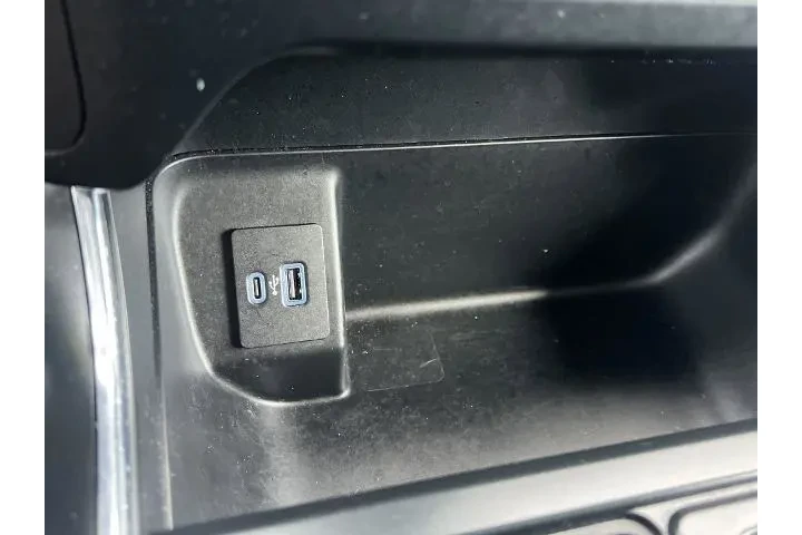 $37213 : Ford F-150 2023 4x4 XL 4dr S image 10