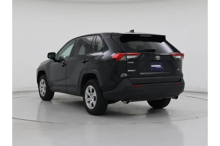 $25998 : Toyota RAV4 2024 LE 4dr SUV image 2