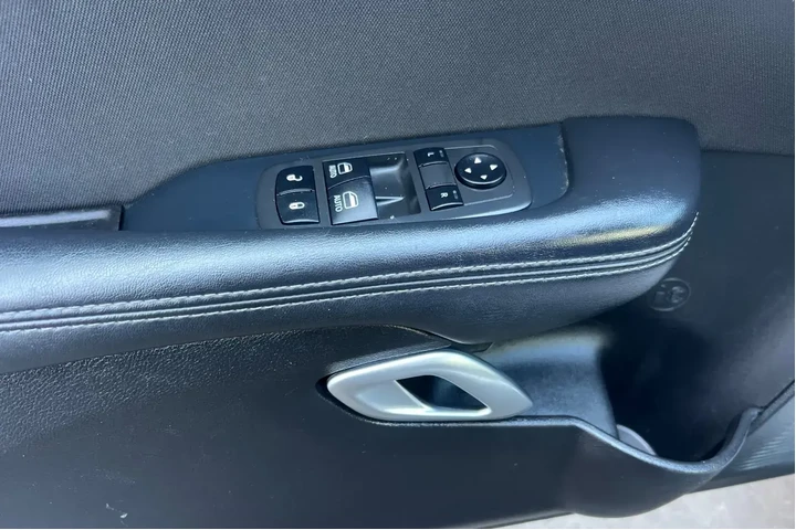 Dodge Challenger 2022 R/T 2d image 10