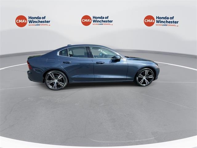 $27566 : PRE-OWNED 2022 VOLVO S60 B5 I image 2