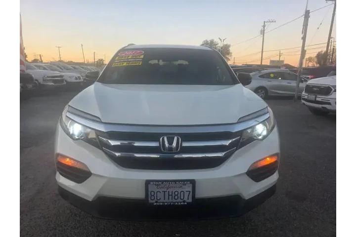 $15999 : 2017 Pilot LX image 4