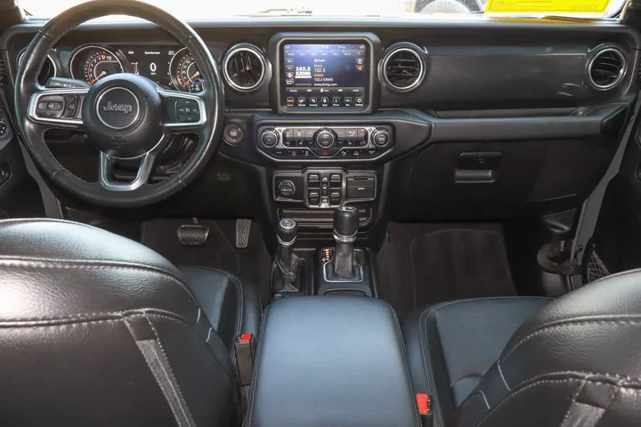 $39587 : 2022 Wrangler Unlimited Sahar image 10