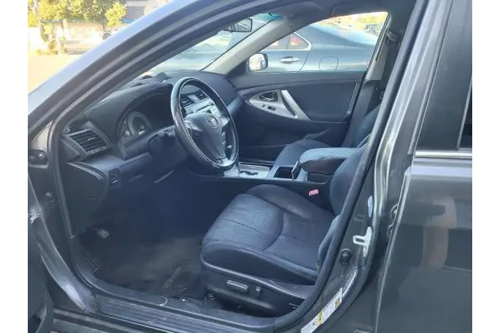 $7590 : 2009 Camry SE image 5