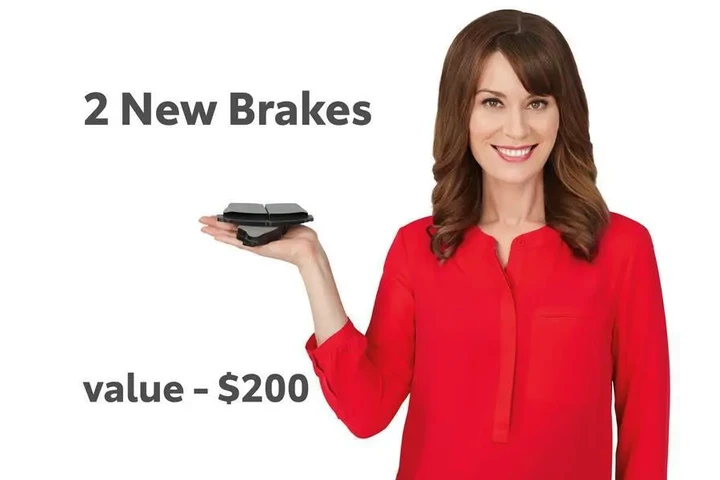 $31989 : Gold Certified 2024 RAV4 LE image 7