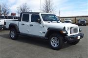 $31995 : PRE-OWNED 2020 JEEP GLADIATOR thumbnail