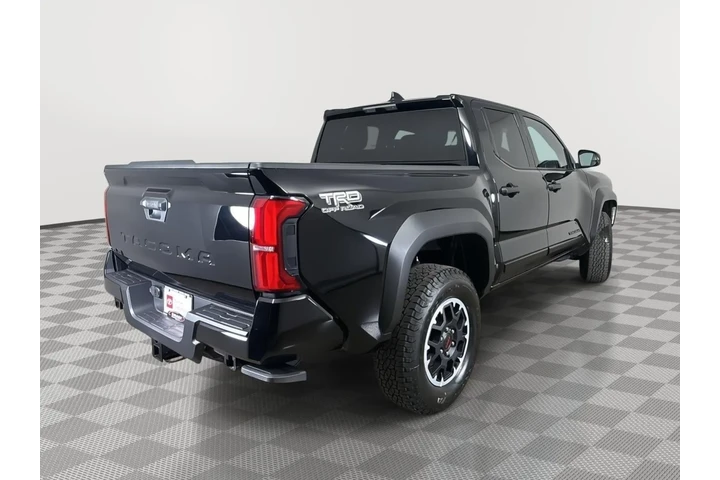 $45000 : Gold Certified 2025 Tacoma TR image 9