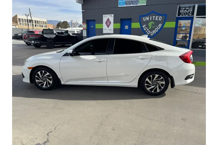 2018 Civic EX Sedan CVT image 8