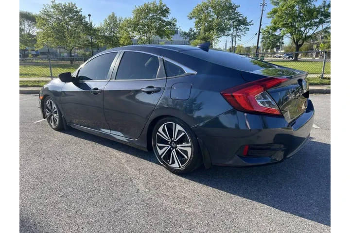 $13900 : 2017 Civic EX-T image 5