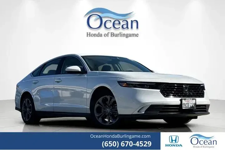 $24491 : Honda Accord 2023 EX 4dr Sed image 1